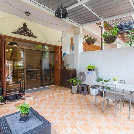 The Little Siri Hotel Chiang Mai Exterior foto