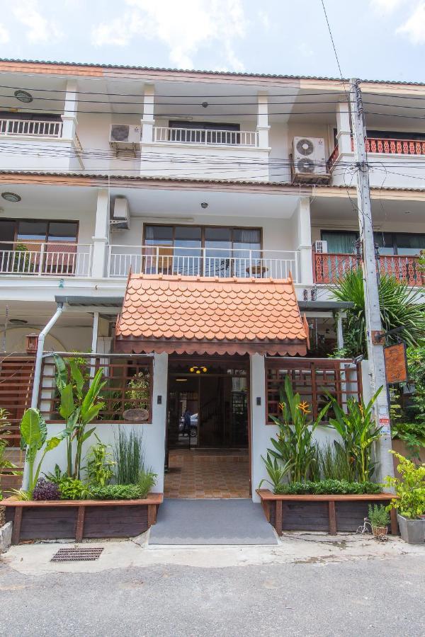 The Little Siri Hotel Chiang Mai Exterior foto