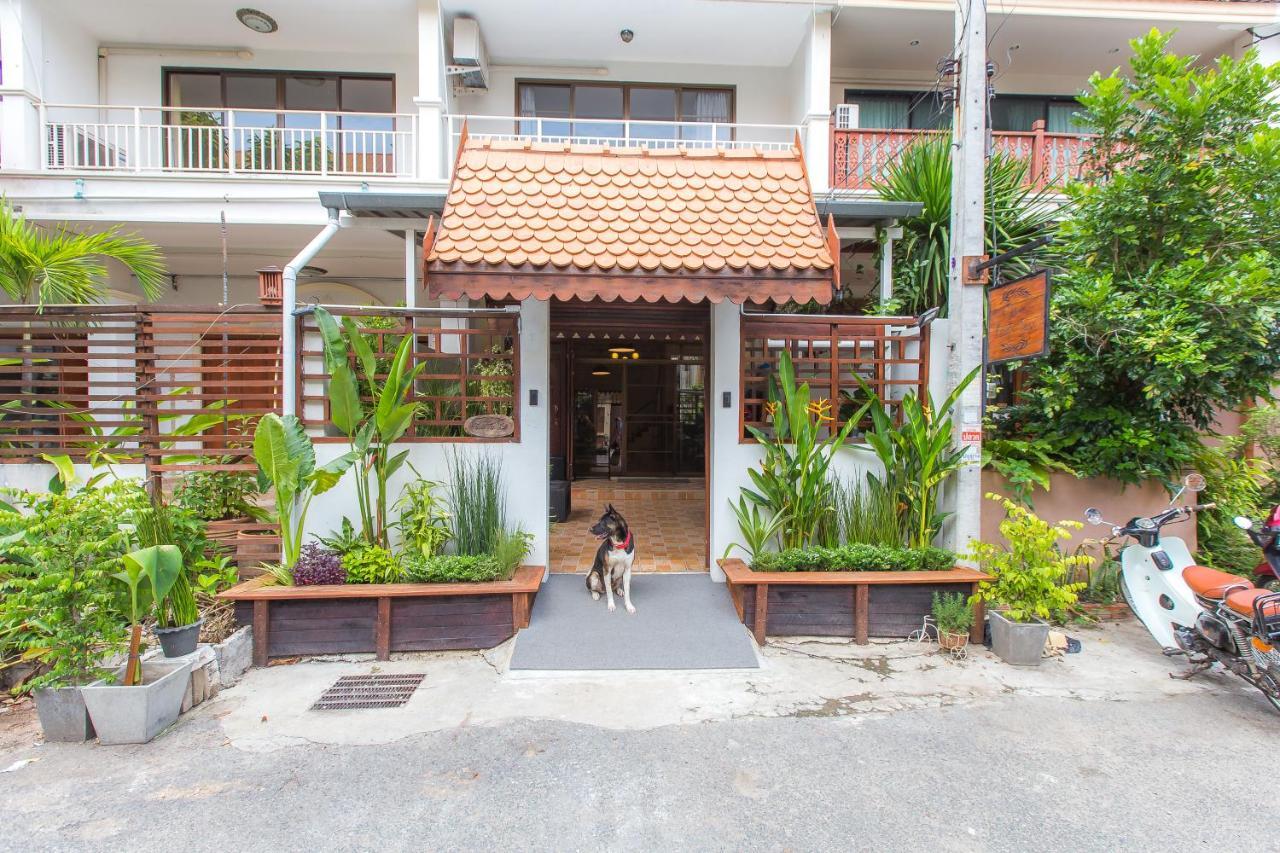 The Little Siri Hotel Chiang Mai Exterior foto