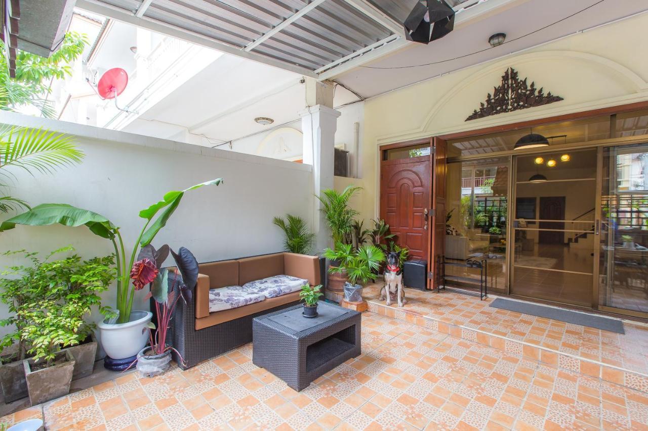 The Little Siri Hotel Chiang Mai Exterior foto
