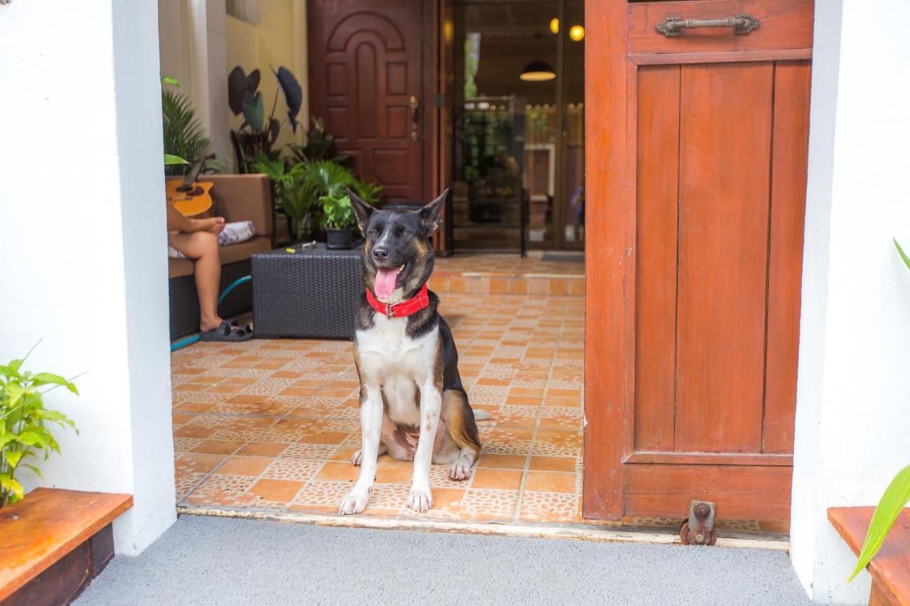 The Little Siri Hotel Chiang Mai Exterior foto